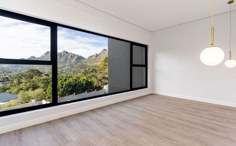 4 Bedroom Property for Sale in Hout Bay Western Cape